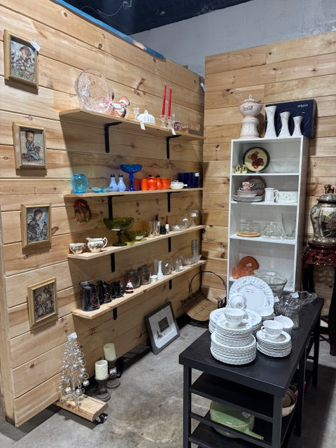 WW Glassware & Collectibles