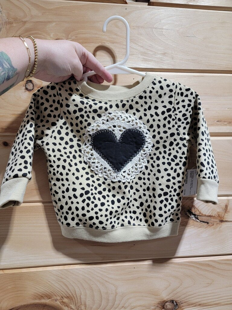 Tan Spotted Sweatshirt VTG Doily Heart