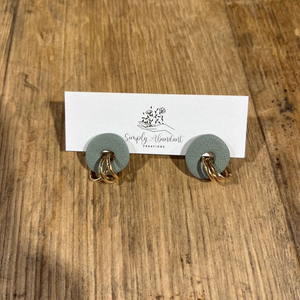 Ophelia Stud