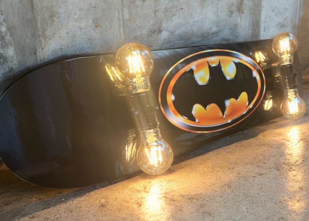 Batman Skateboard Lamp