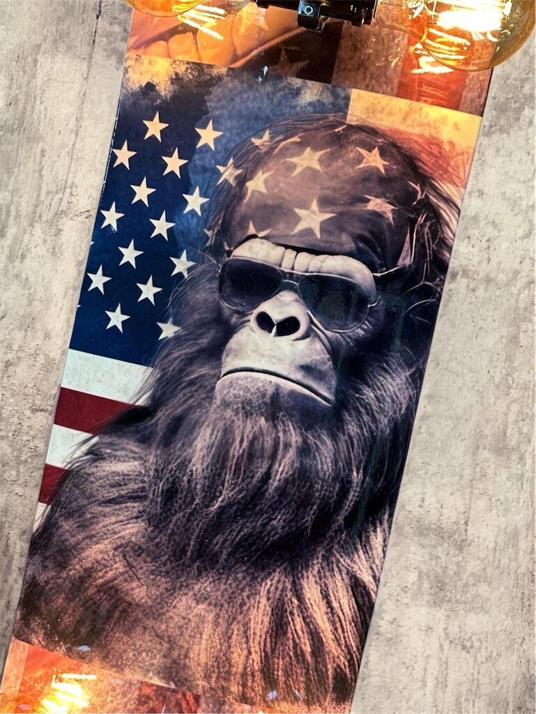 Patriotic Bigfoot Skateboard Lamp