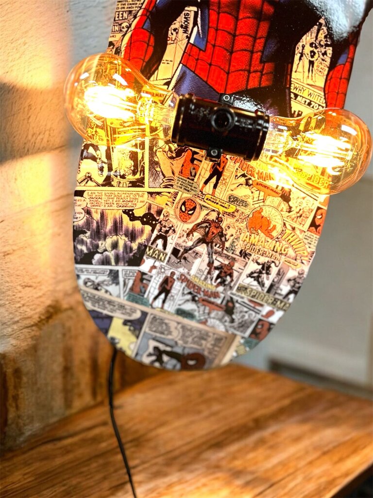 Spiderman Skateboard Lamp