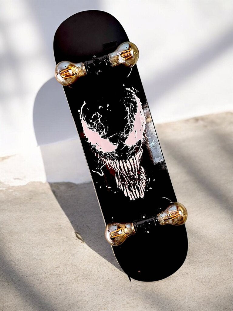 Venom Skateboard Lamp