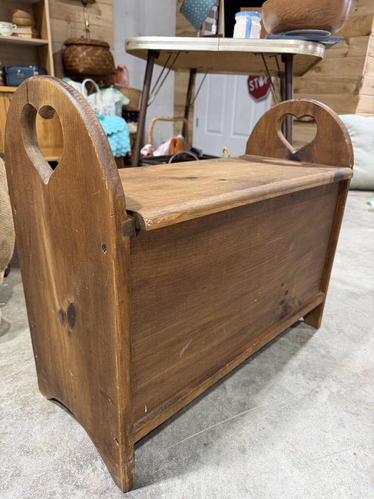 Wooden Heart Storage Bench