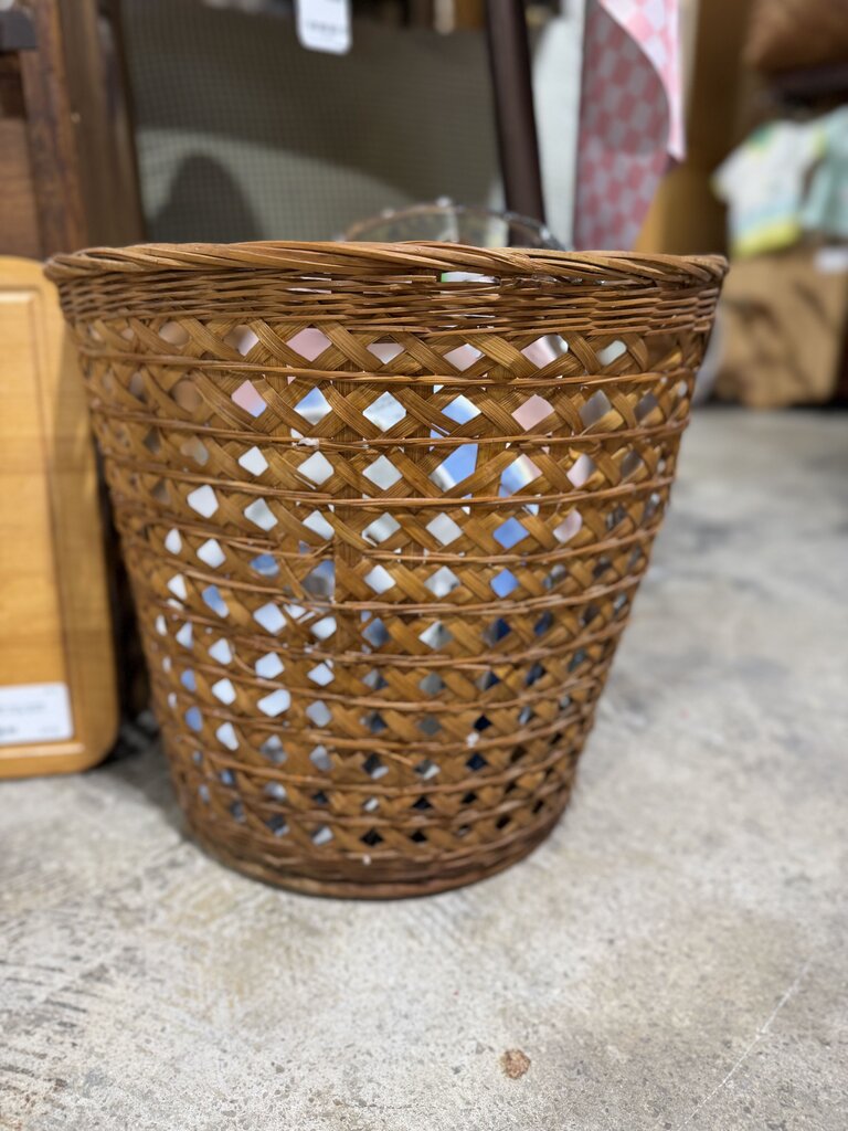 10" Wicker Plant Basket