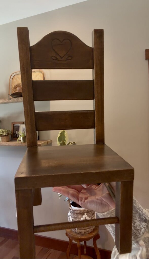 15" Wooden Heart Chair