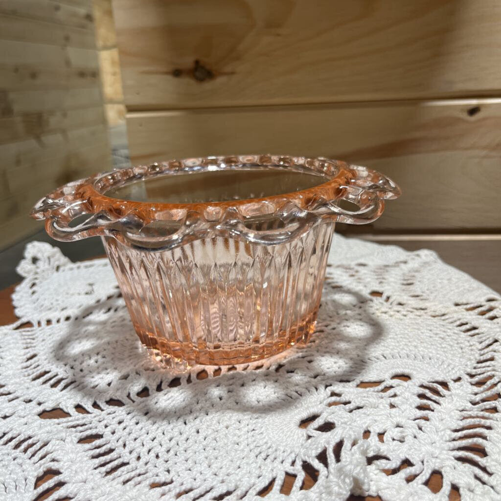 Pink dep scallop bowl