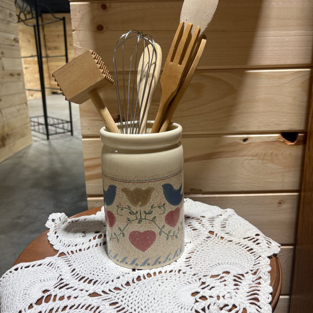 Bird/Heart crock w/Utensils