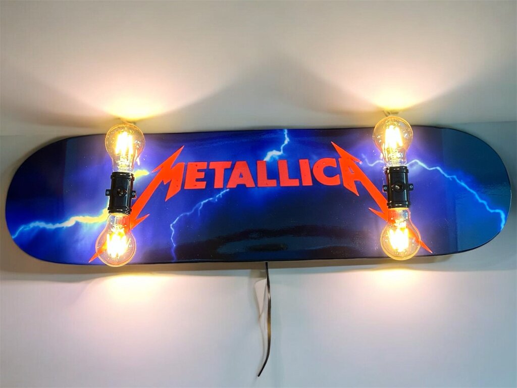 Skateboard Lamp - Metallica