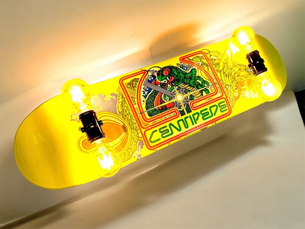 Skateboard Lamp - Centipede
