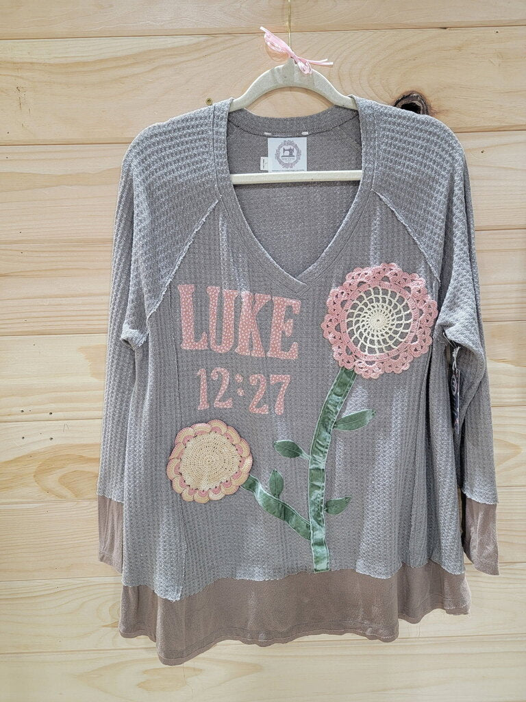 Brown Flowy Vintage Doily Luke 12:27 Large