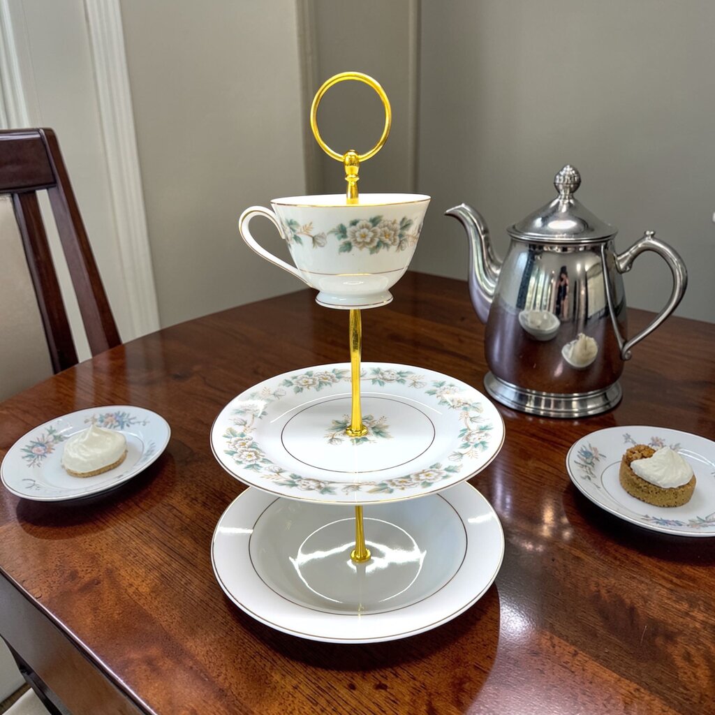 Noritake 3 Tier Laurette