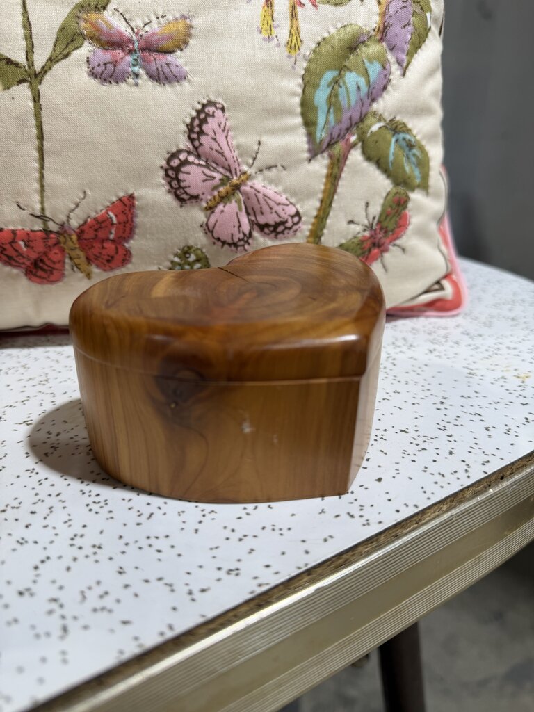 Wooden Heart Trinket Box