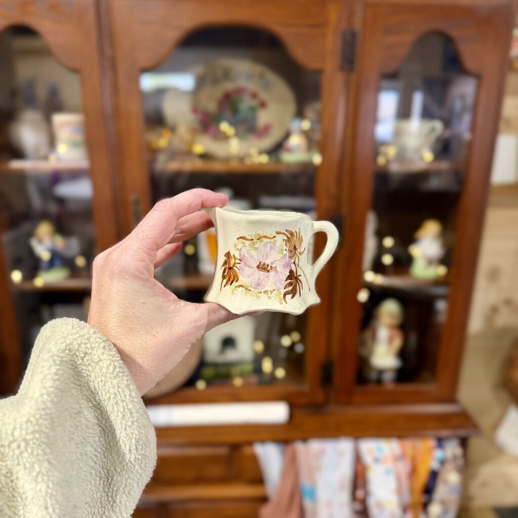 Clinchfield Hand painted Pottery-2.5in
