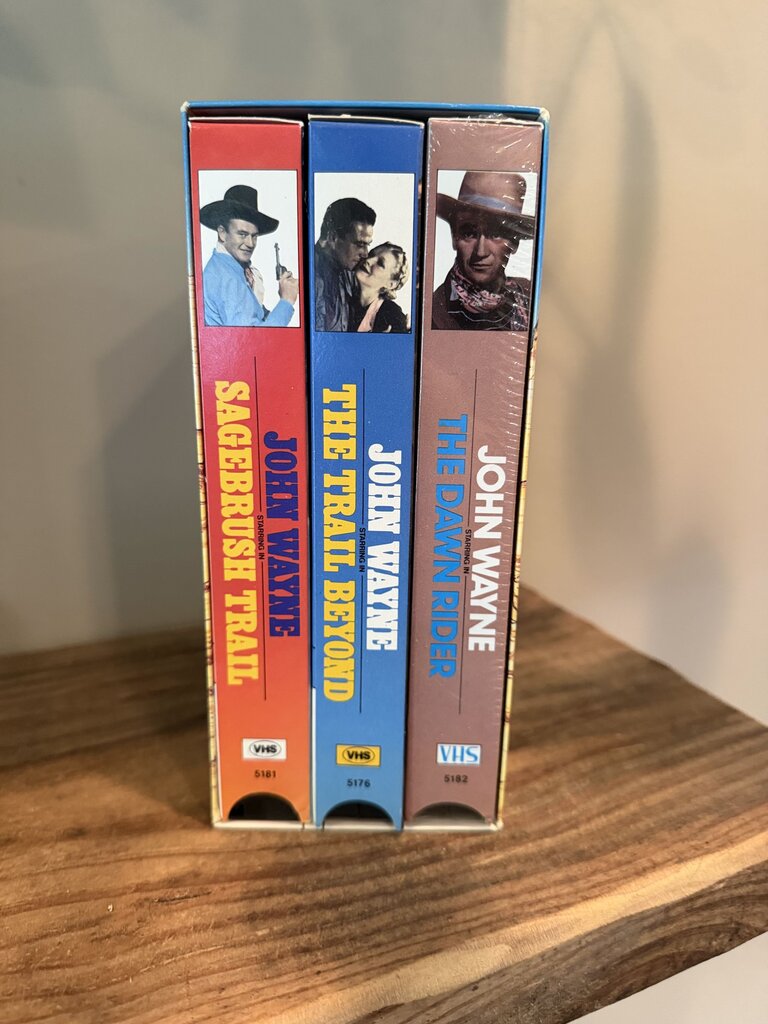 3 Videotape Gift Set John Wayne