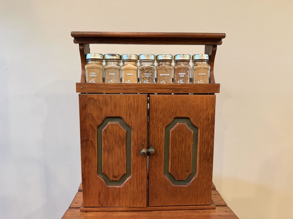Crystal Goods Spice Rack Cabinet w/15 Orig. Bottles