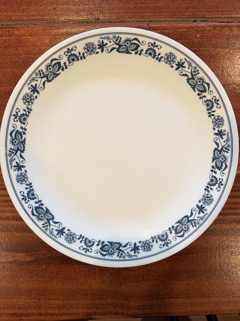 (3) Old Town Blue Corelle Plates