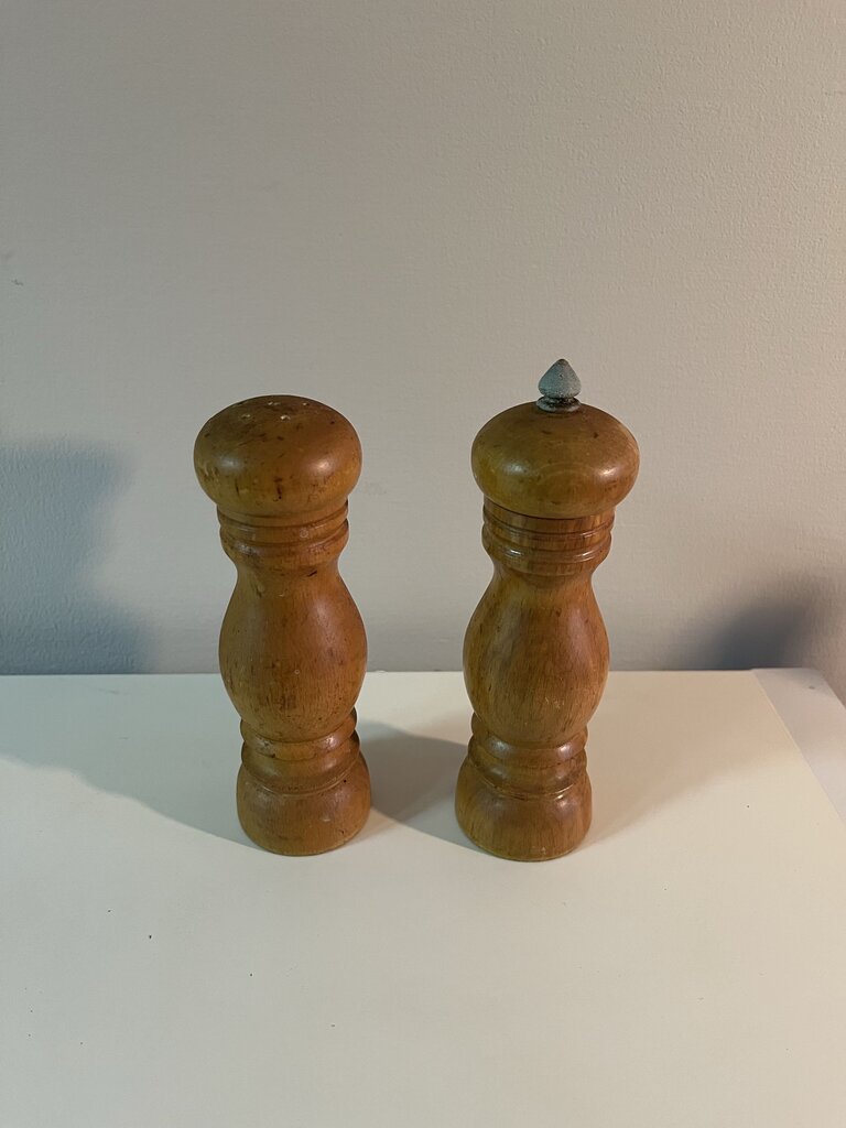 Wooden S&P Shakers Set of 2