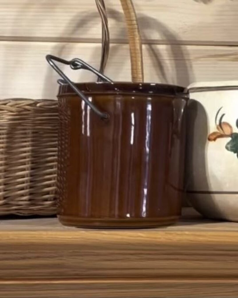 Brown Crock No Lid