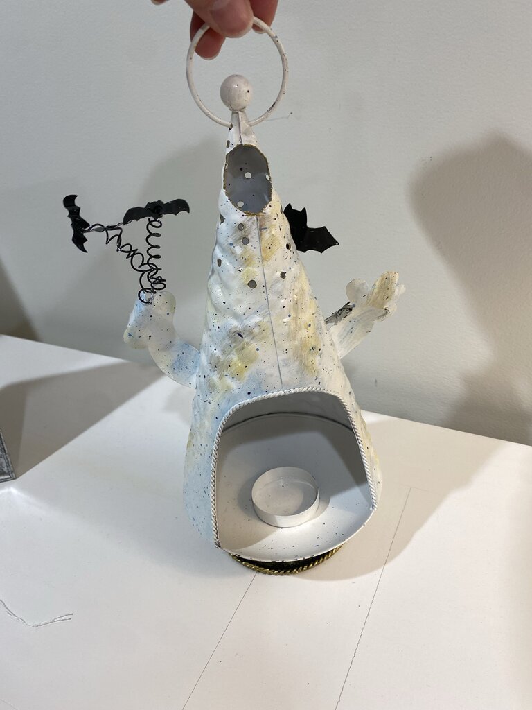 Hanging Metal Ghost Lantern