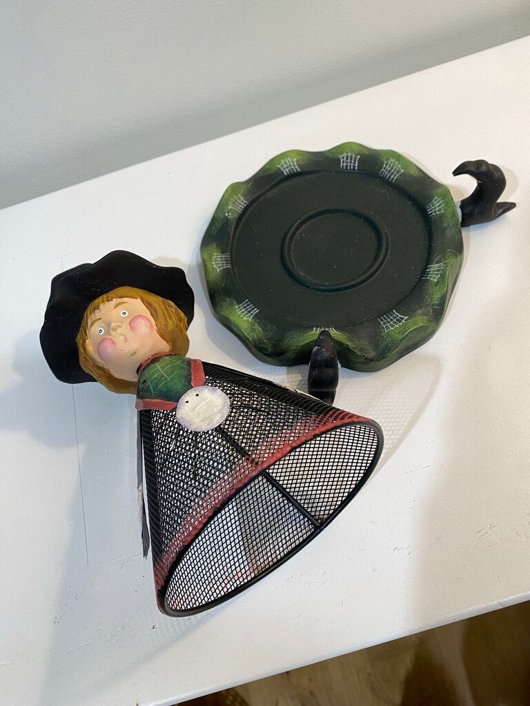 Witch Candle Display (2 pc)