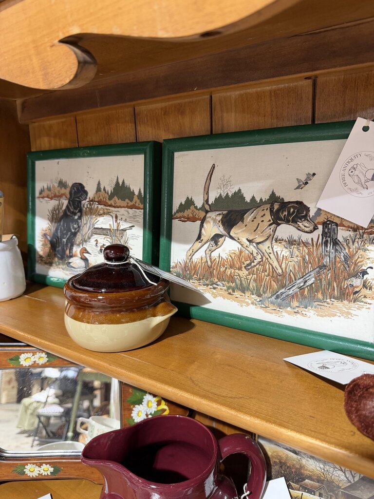 Set of 2 3D Hunting Dog Wood Frames